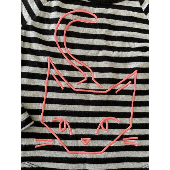Gap VGUC Black / Light Gray Stripes Long Sleeve Shirt with Cat - Picture 2 of 3